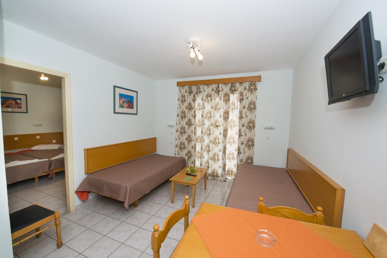 Erato & Aparthotel